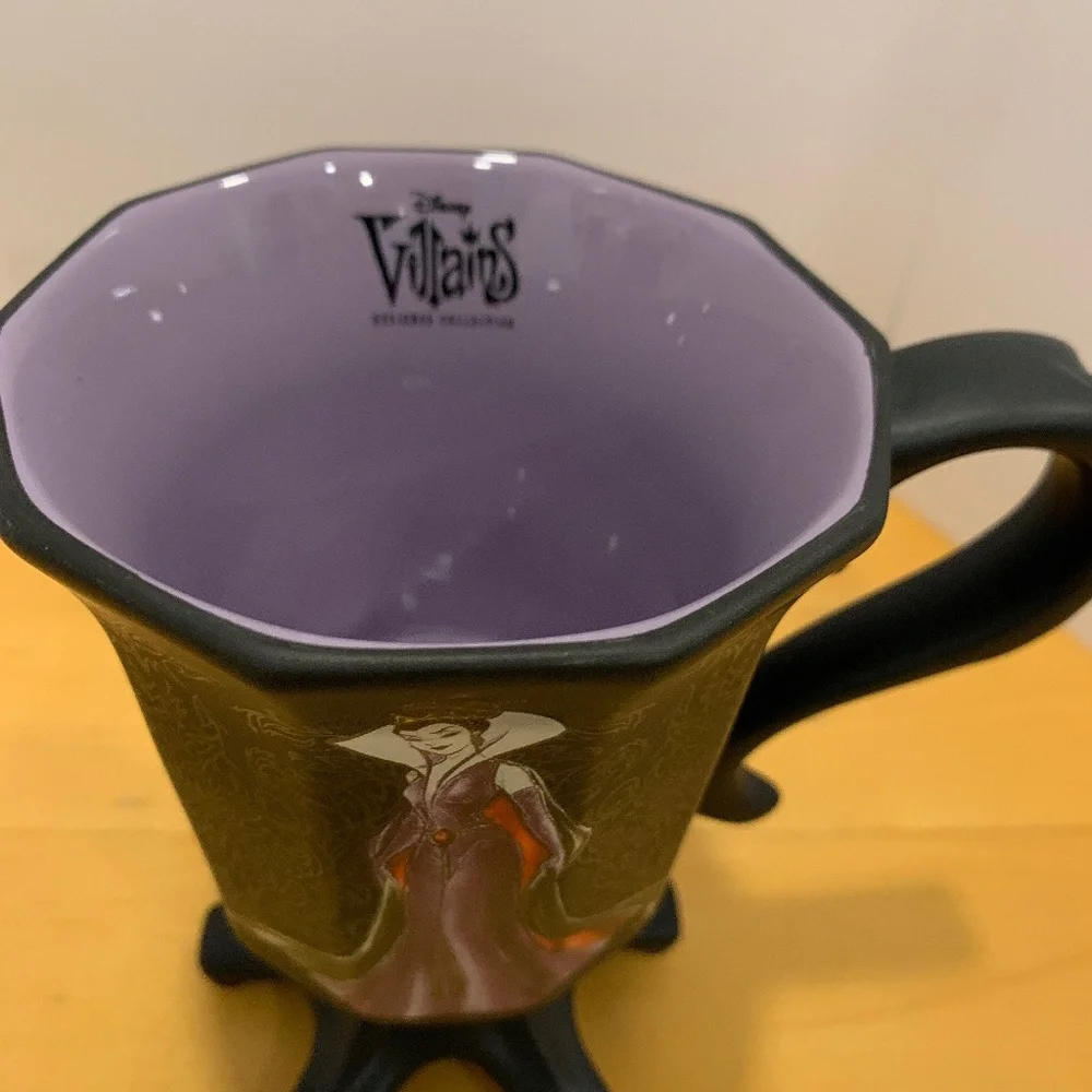 NEW Disney Designer Collection Mug Evil Queen Villains - Picture 3 of 5